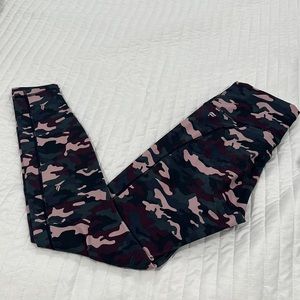 Fabletics Define PowerHold® High-Waisted Legging